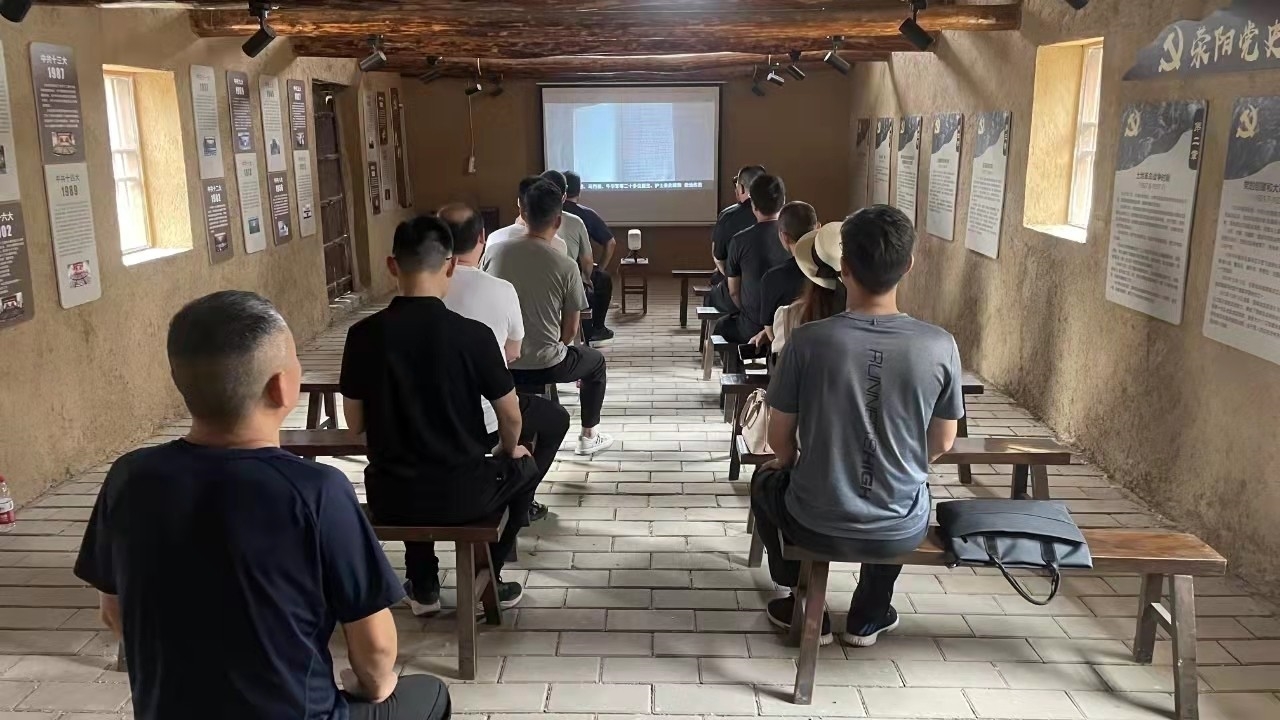 5715e9493d30e72758a6308a3737b30.jpg 5715e9493d30e72758a6308a3737b30.jpg